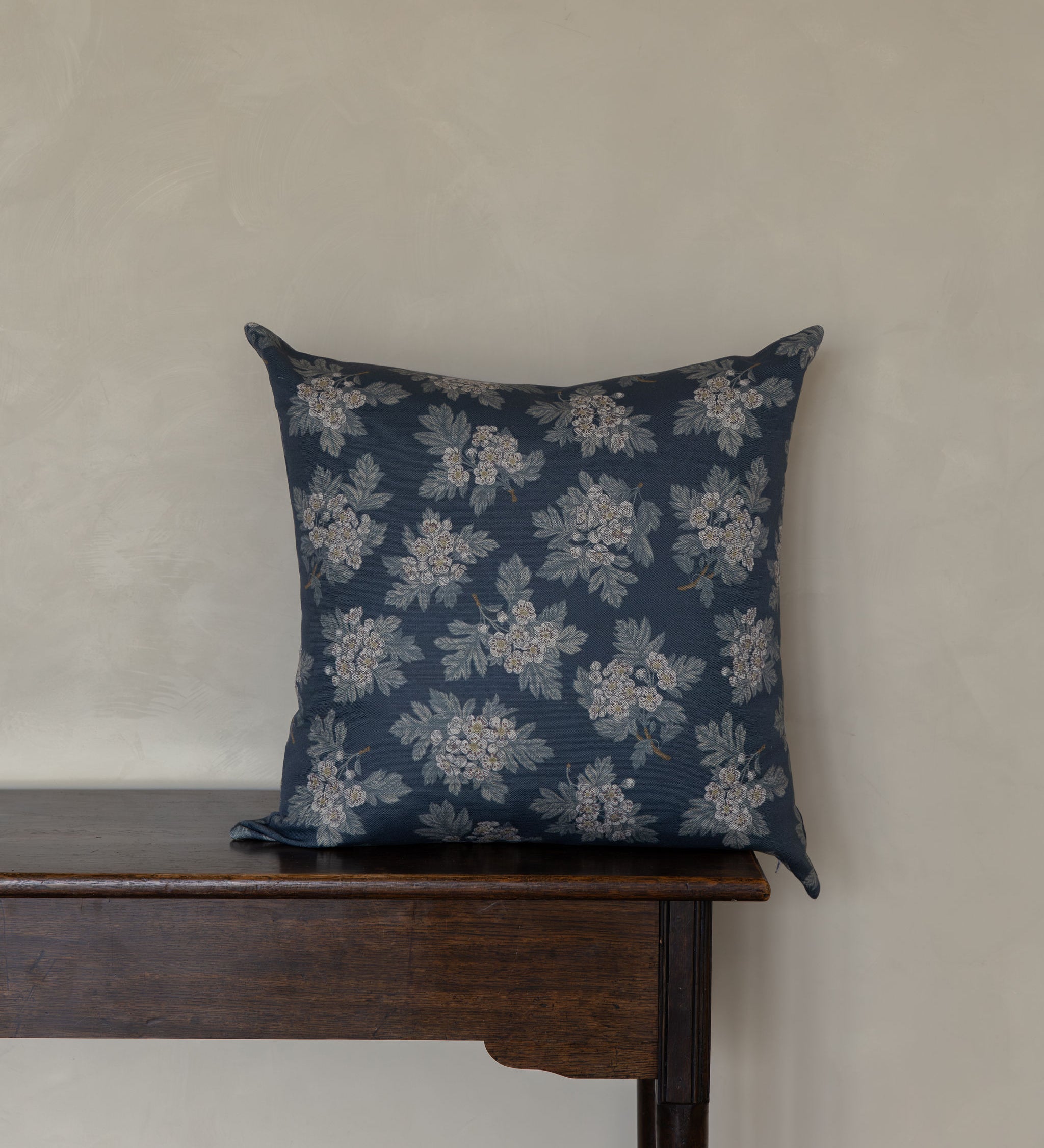 Hawthorn in Deep Navy